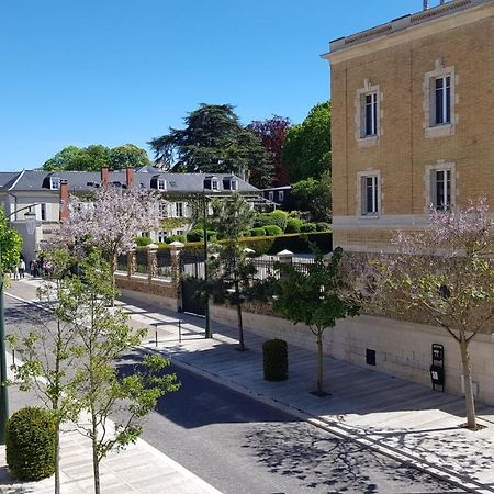 L'Epopee De L'Avenue - Parking - Avenue De Champagne - Epernay Apartment Exterior photo